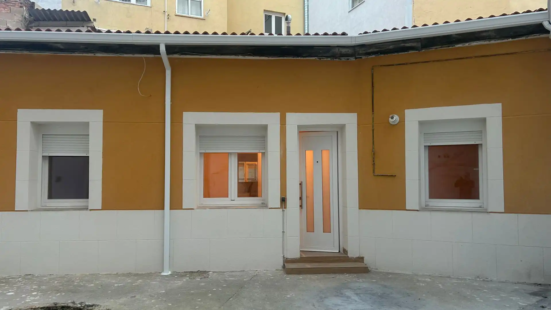 Exterior view of Flat for sale in Valladolid Capital  with Heating, Terrace and Storage room