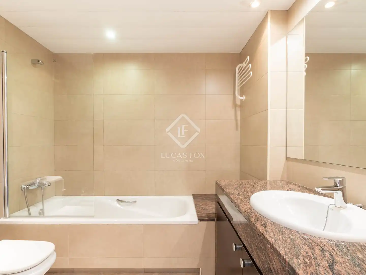Bathroom of Attic for sale in Gavà  with Air Conditioner, Private garden and Terrace