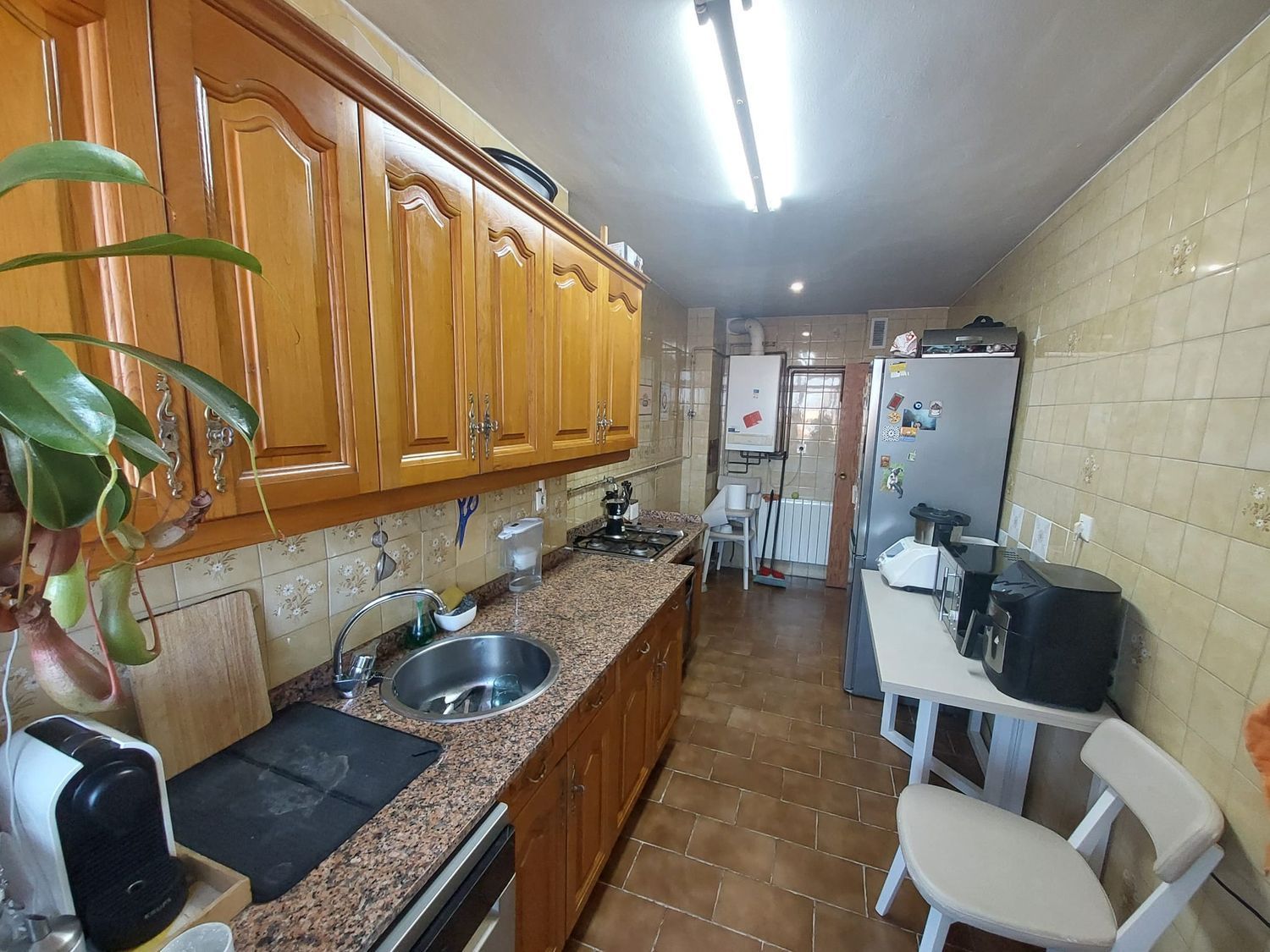 Cuina de Pis en venda en Gijón  amb Calefacció, Terrassa i Traster