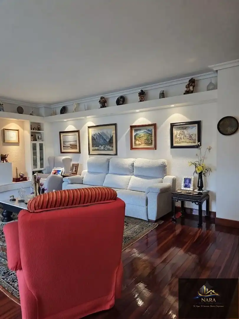 Living room of Houses for sale in Torrelavega   with Heating, Private garden and Parquet flooring