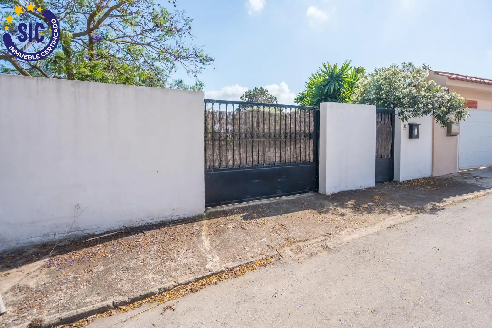 Vista exterior de Casa o chalet en venta en Torrent con Aire acondicionado, Calefacción y Jardín privado