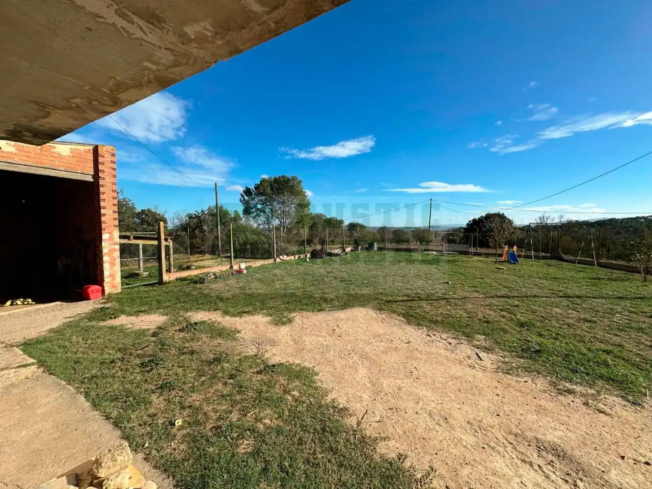 Finca rústica en venda en Sant Jordi Desvalls amb Calefacció, Jardí privat i Terrassa