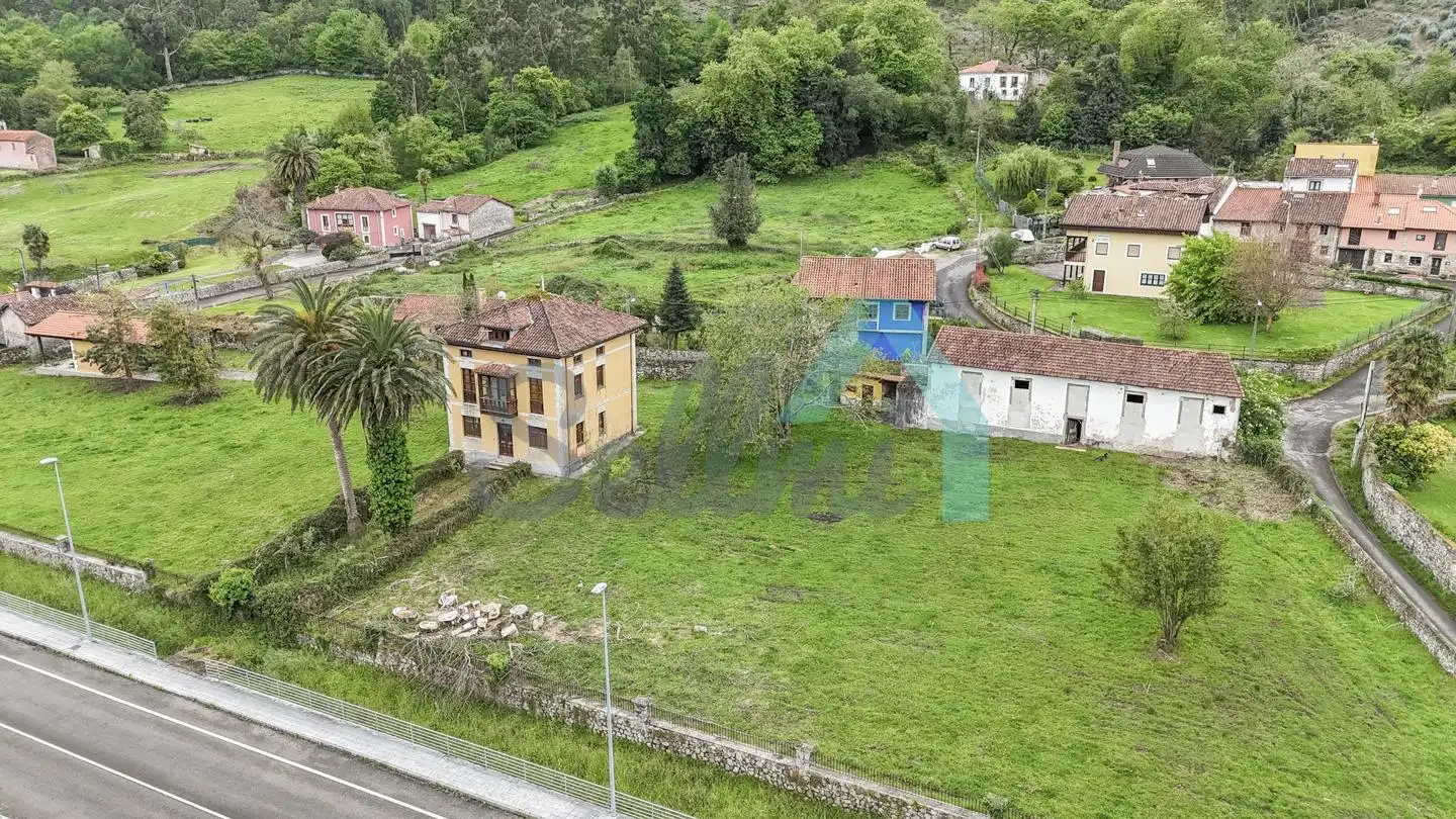 Casa o chalet en venta en Llanes con Calefacción, Jardín privado y Parquet