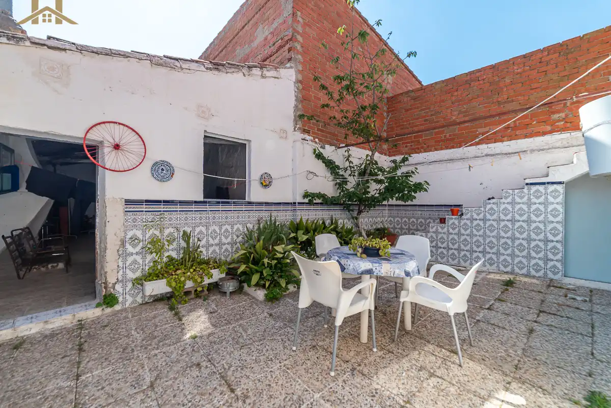 Terrassa de Casa adosada en venda en Carranque amb Calefacció, Forn i Balcó