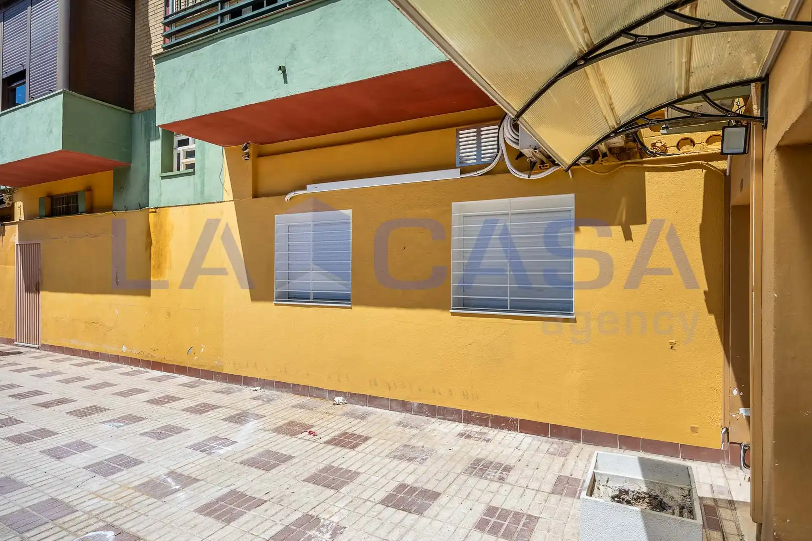 Balcony of Ground floor for sale in Sevilla