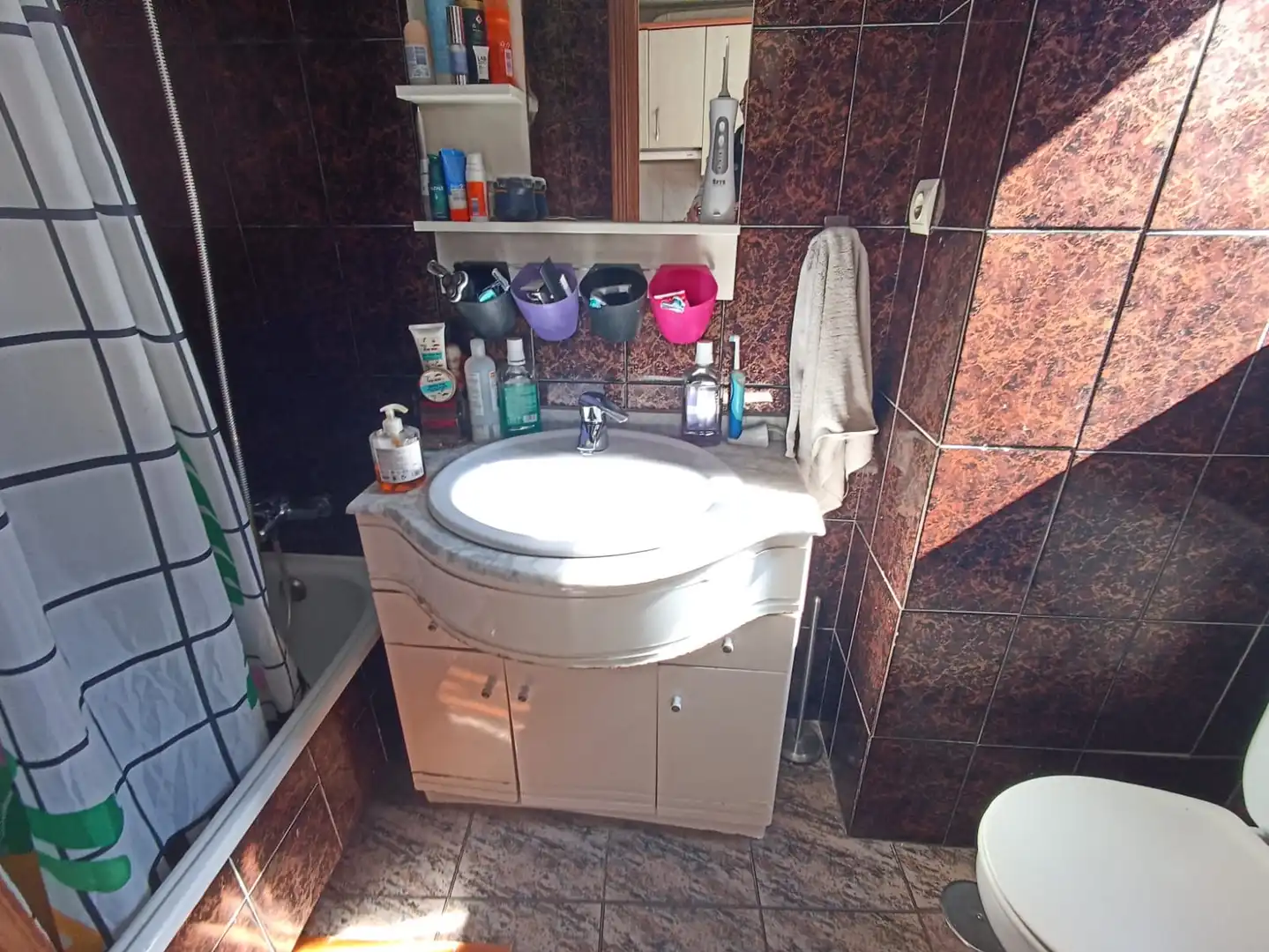 Baño de Apartamento en venta en Madrid con Calefacción y Amueblado