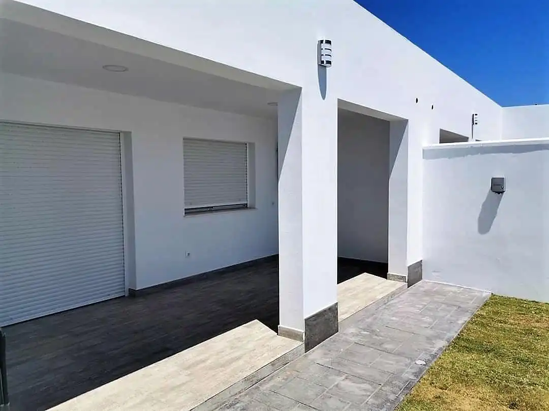 Casa a schiera con piscina in affitto a Núcleo urbano, imagen 3