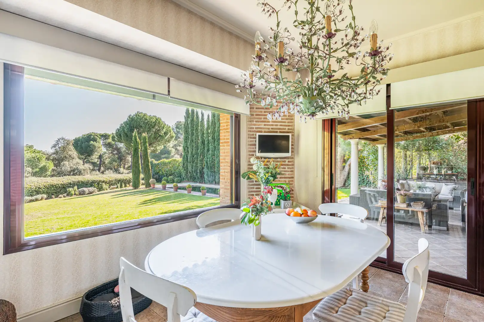 Comedor de Casa o chalet en venta en Majadahonda con Aire acondicionado, Calefacción y Jardín privado