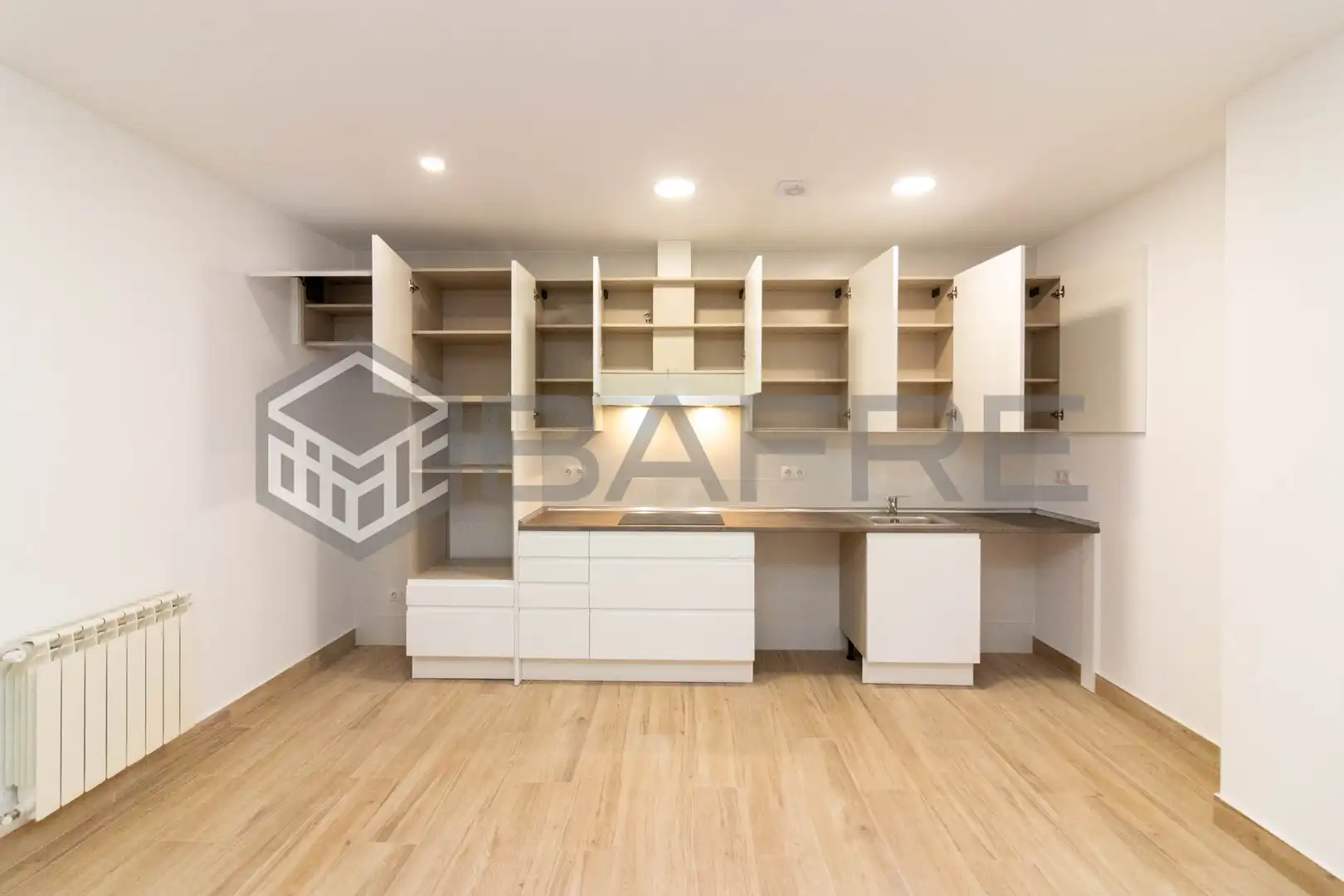 Piso en venta en Madrid con Calefacción