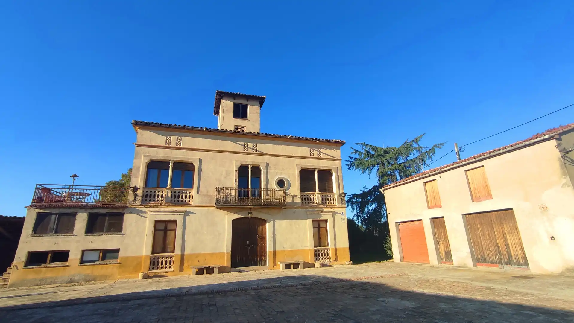 Vista exterior de Finca rústica en venta en Manresa con Calefacción, Jardín privado y Terraza