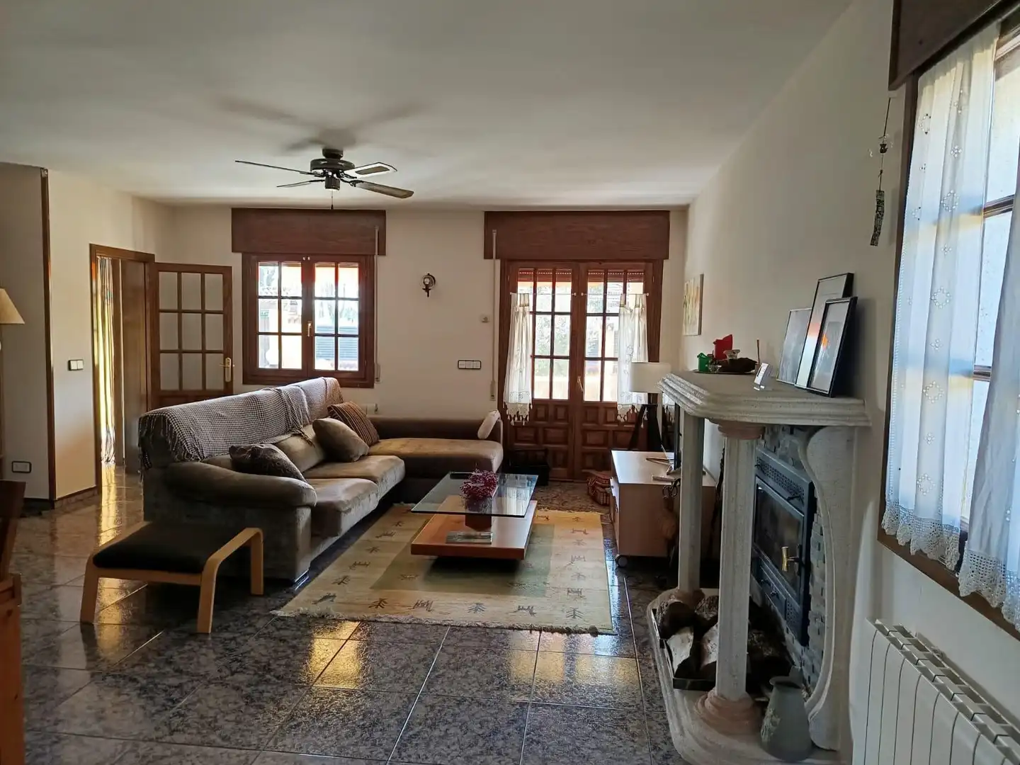 Sala de estar de Casa o chalet en venta en La Pedraja de Portillo  con Calefacción, Jardín privado y Piscina