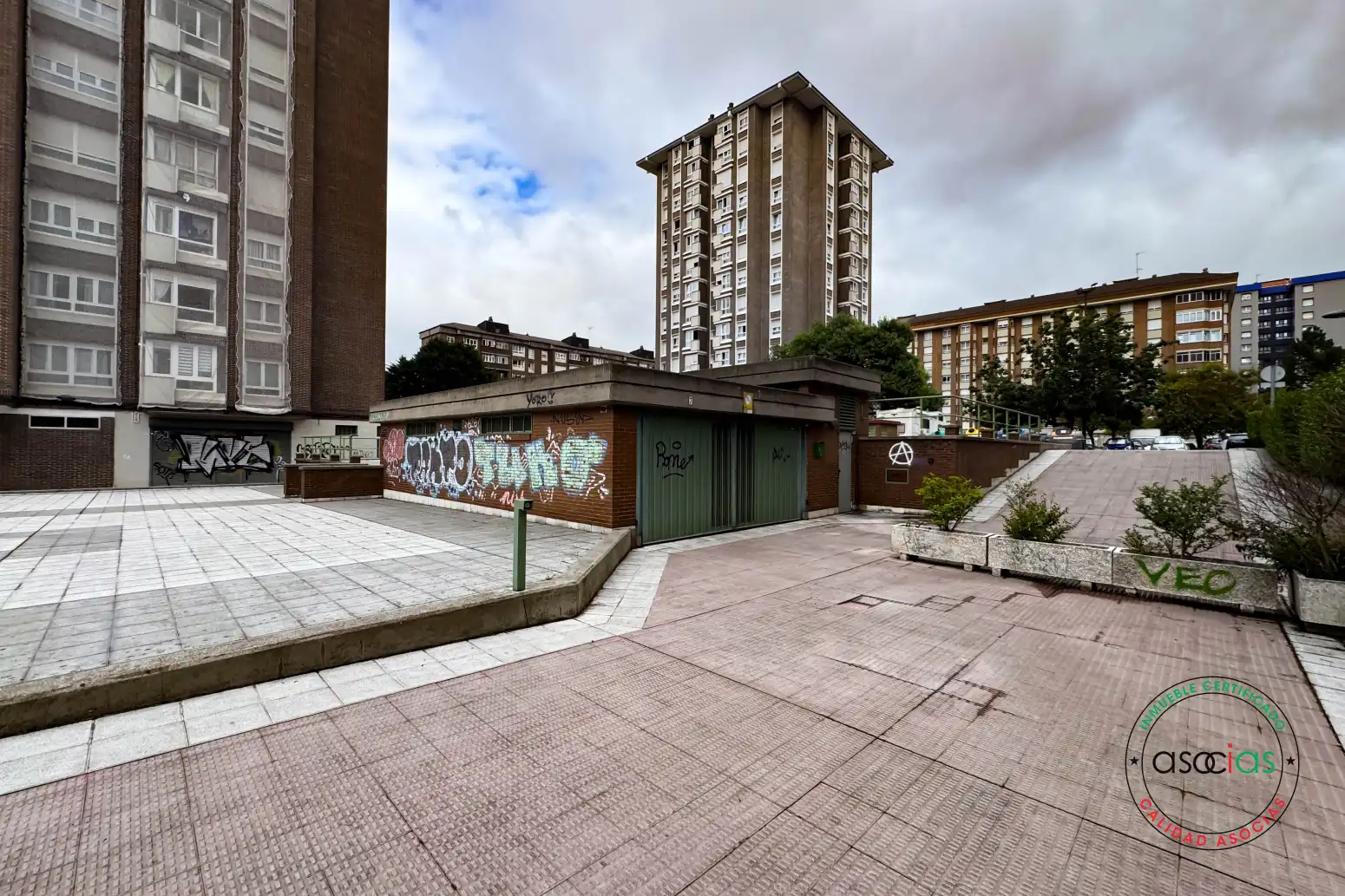 Vista exterior de Pis en venda en Gijón  amb Calefacció i Parquet