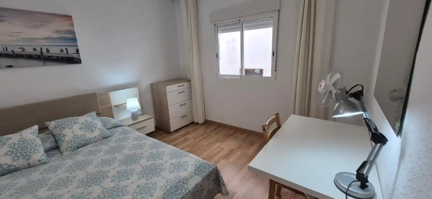 Flat for rent in calle de la Indústria, L'Illa Perduda