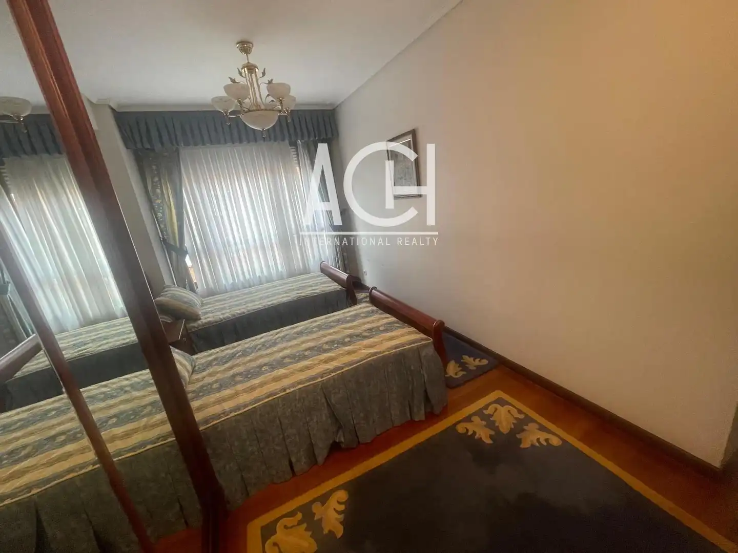 Schlafzimmer von Wohnung zum Verkauf in Bilbao  mit Heizung, Parkett und Terrasse