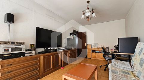 Foto 3 de Piso en venta en Avinguda de la Mare de Déu de Montserrat, El Guinardó, Barcelona Capital