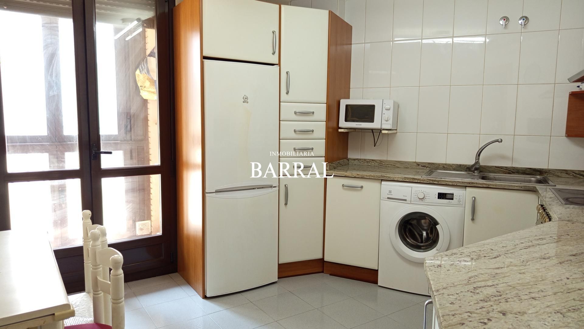 Kitchen of Flat for sale in Tudela  with Heating and Parquet flooring