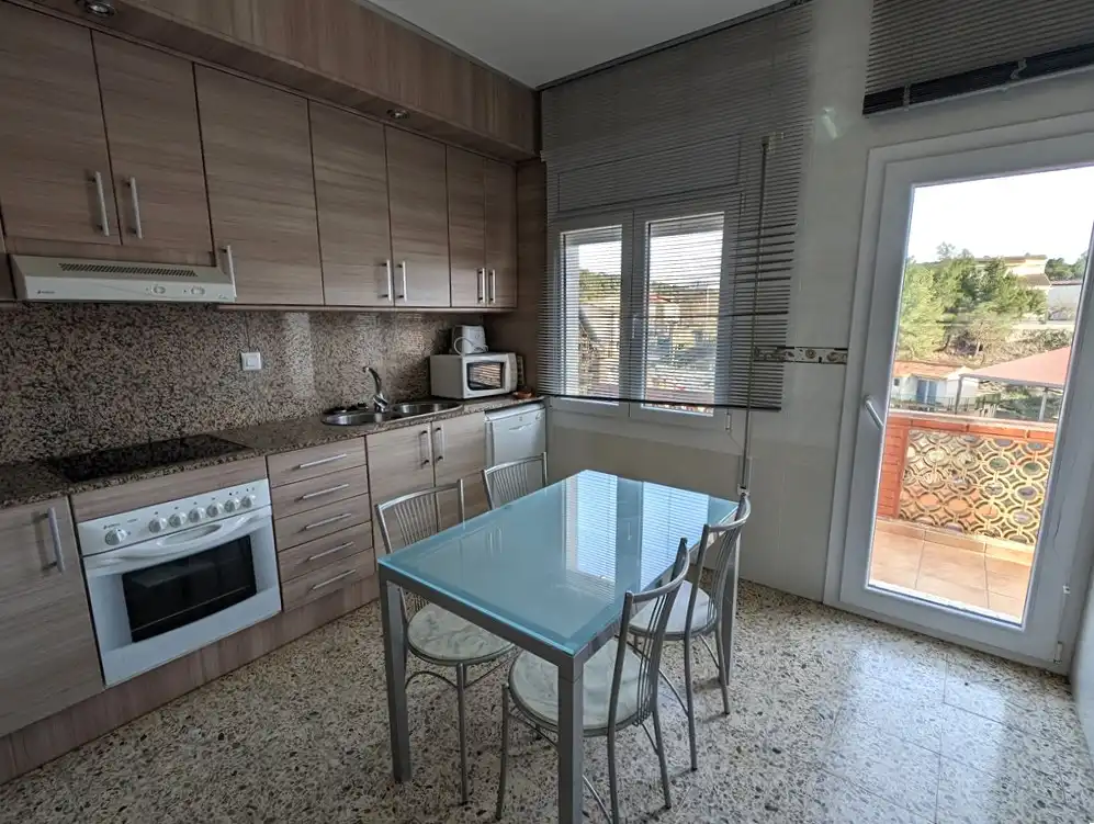 Cuina de Casa o xalet en venda en Arens de Lledó amb Jardí privat, Moblat i Balcó
