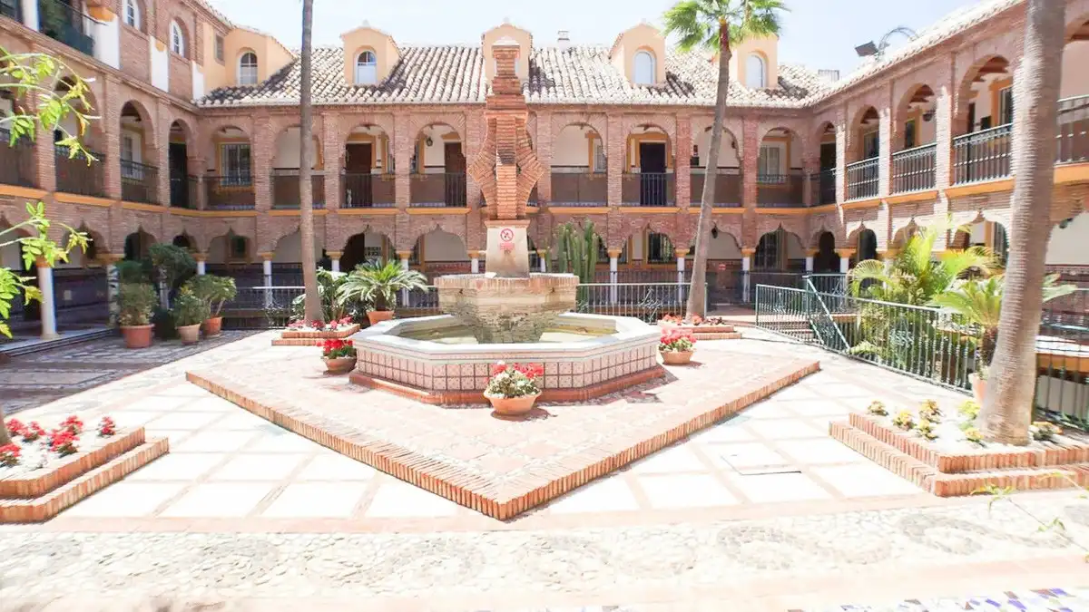 Vista exterior de Casa adosada en venta en Mijas con Calefacción, Terraza y Piscina