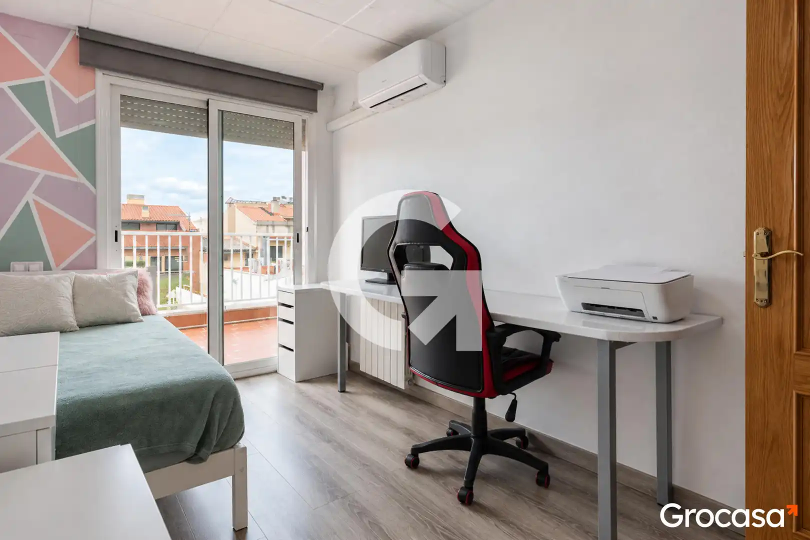 Schlafzimmer von Einfamilien-Reihenhaus zum Verkauf in Nord-oest