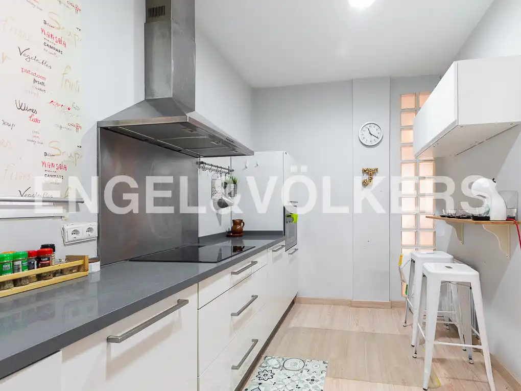 Cuina de Pis de lloguer en Valencia amb Aire condicionat, Calefacció i Parquet