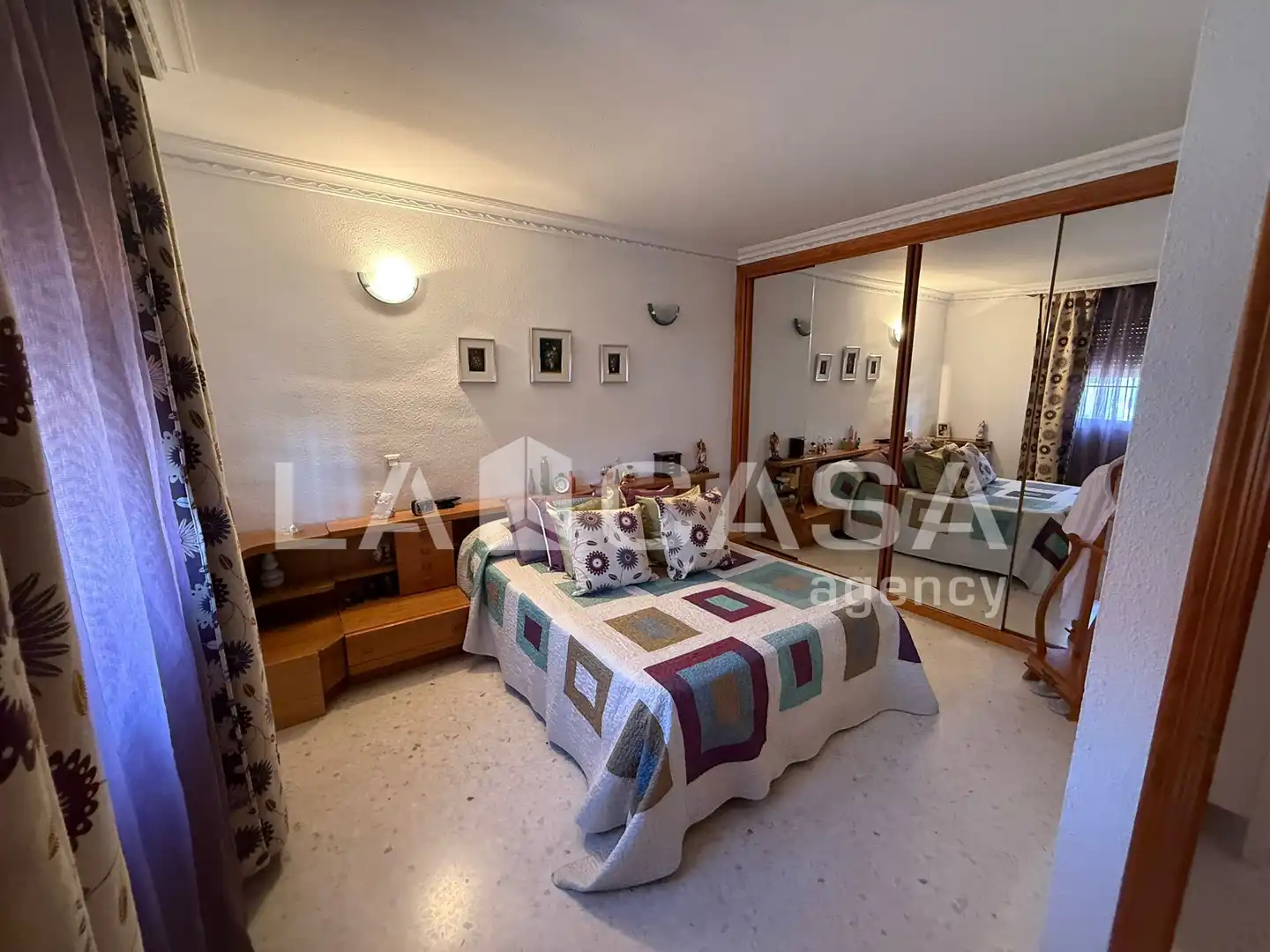 Casa o chalet en venta en Montequinto con Aire acondicionado, Terraza y Trastero