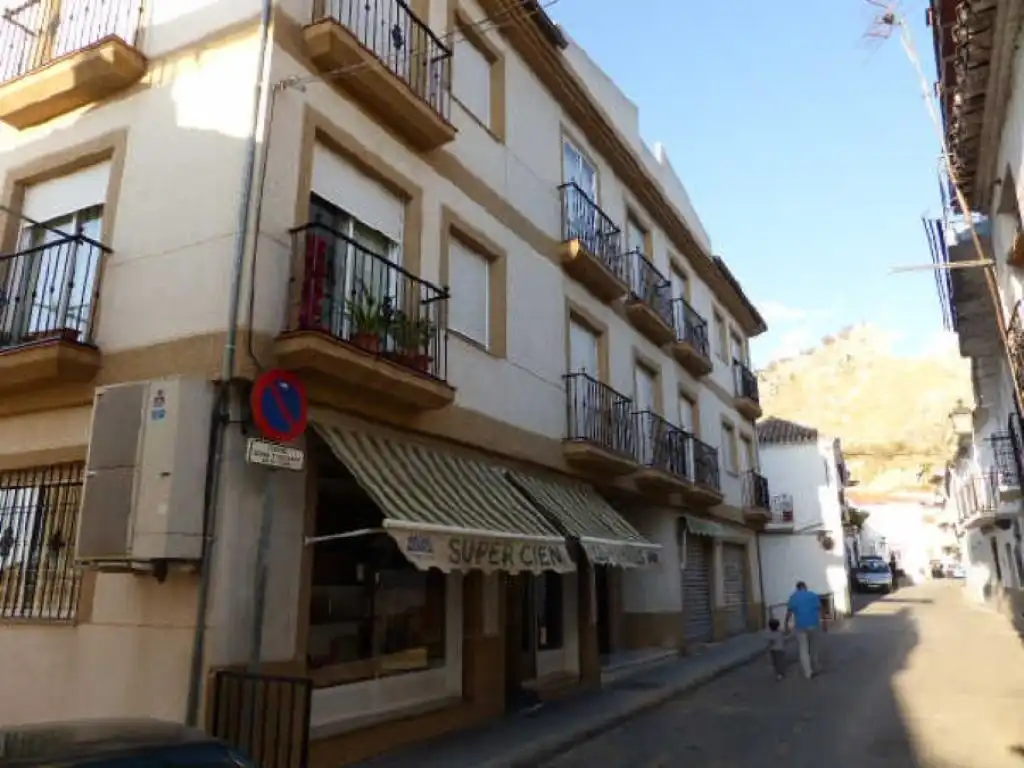 Exterior view of Garage for sale in Cogollos de la Vega