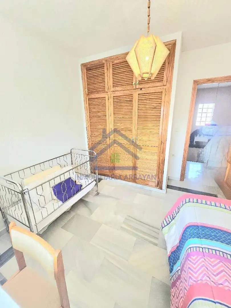 Habitación de Casa o chalet en venta en Ogíjares con Aire acondicionado, Calefacción y Jardín privado