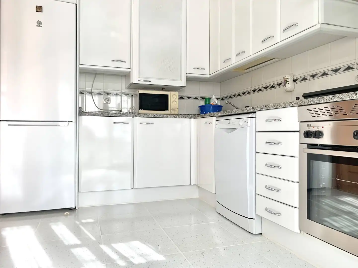 Cocina de Casa adosada de alquiler en Alcobendas con Aire acondicionado, Calefacción y Terraza