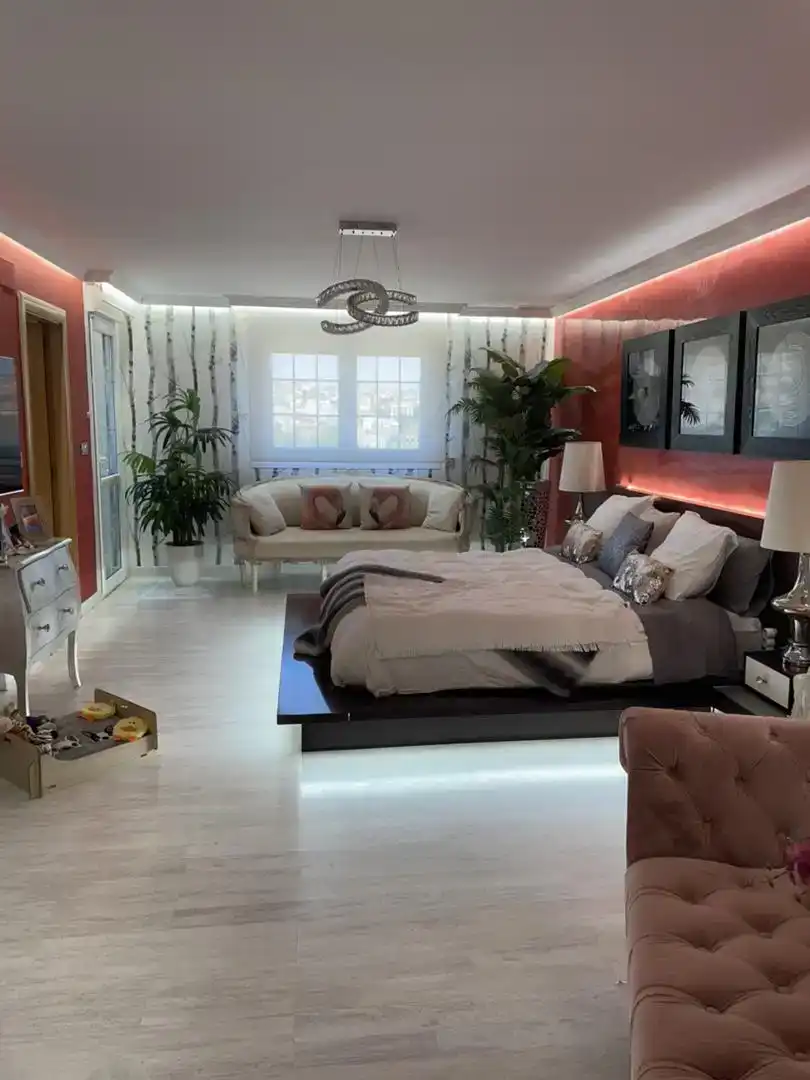 Dormitori de Àtic en venda en Melilla amb Aire condicionat, Jardí privat i Parquet
