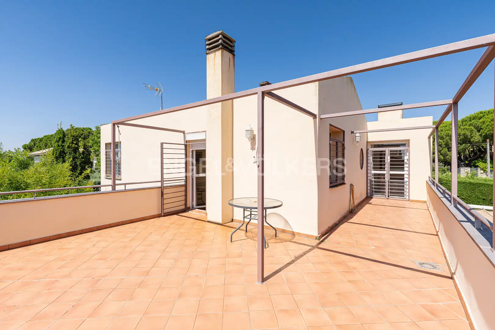 Terrassa de Casa o xalet en venda en Galapagar amb Calefacció, Jardí privat i Terrassa