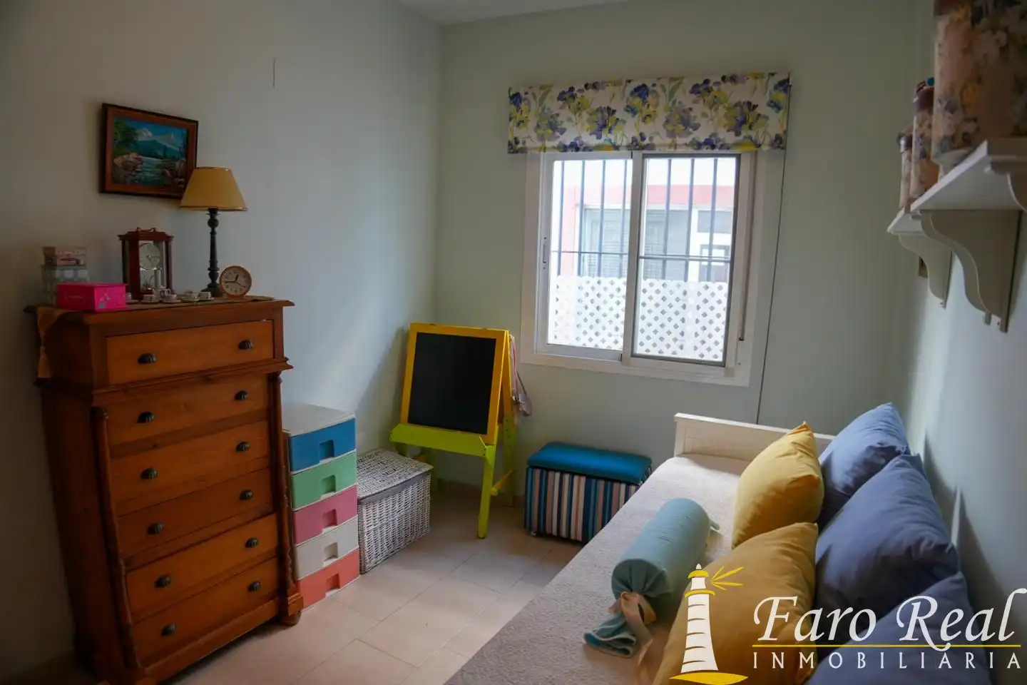 Habitación de Planta baja en venta en Sanlúcar de Barrameda con Aire acondicionado y Amueblado