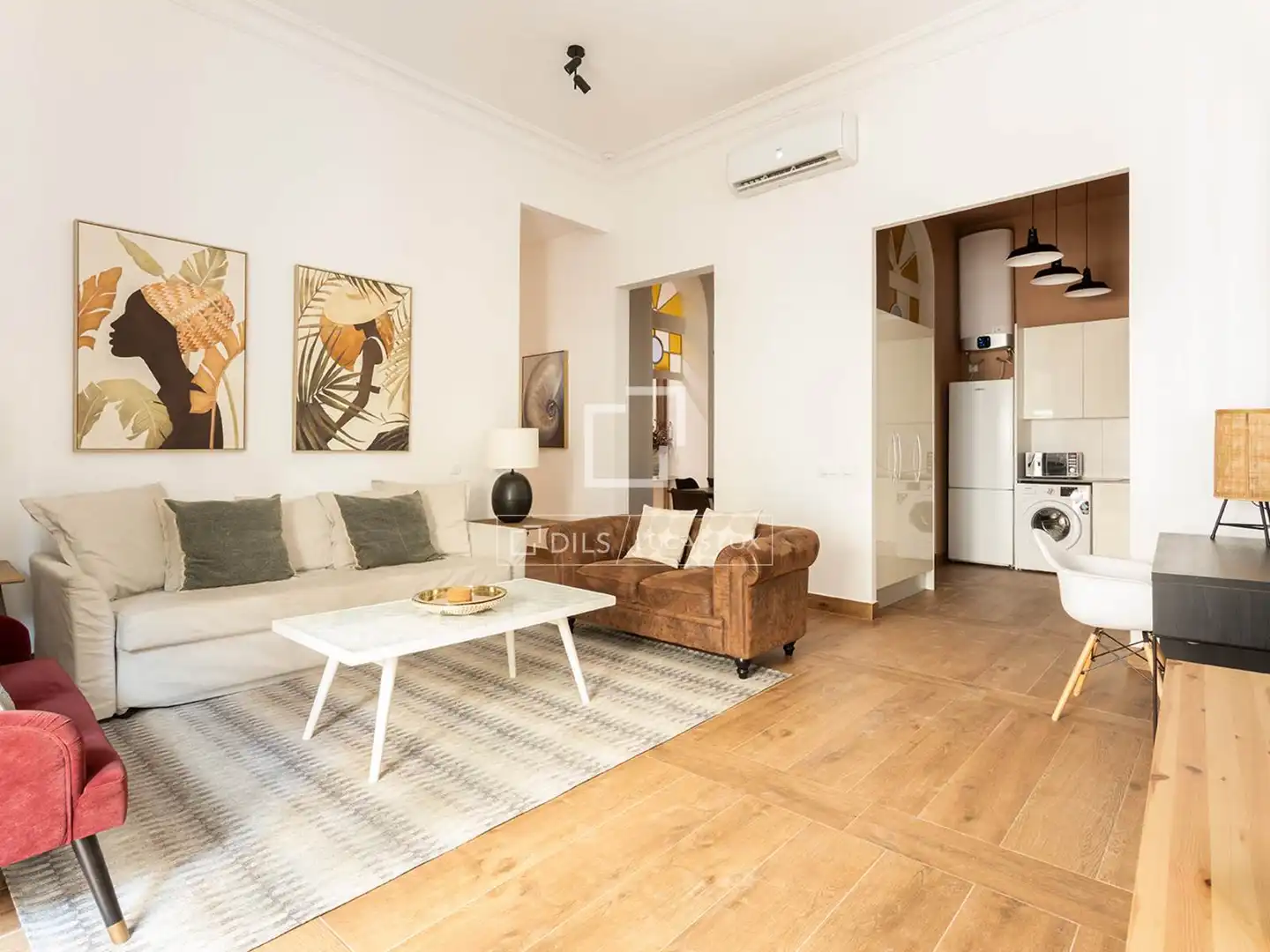 Sala de estar de Piso en venta en Barcelona con Aire acondicionado, Terraza y Amueblado