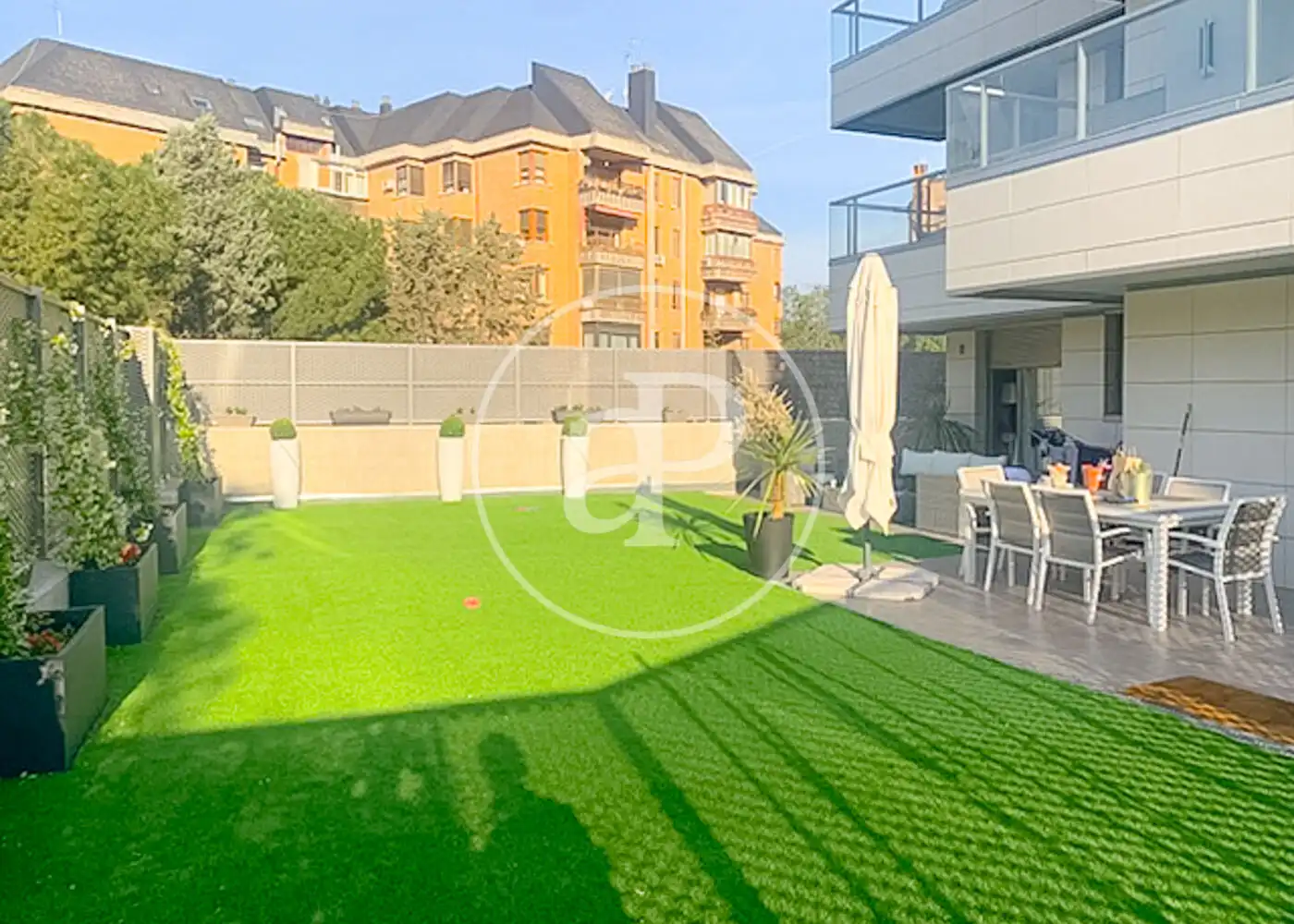 Terrasse von Wohnung zum Verkauf in Madrid mit Klimaanlage, Heizung und Privatgarten