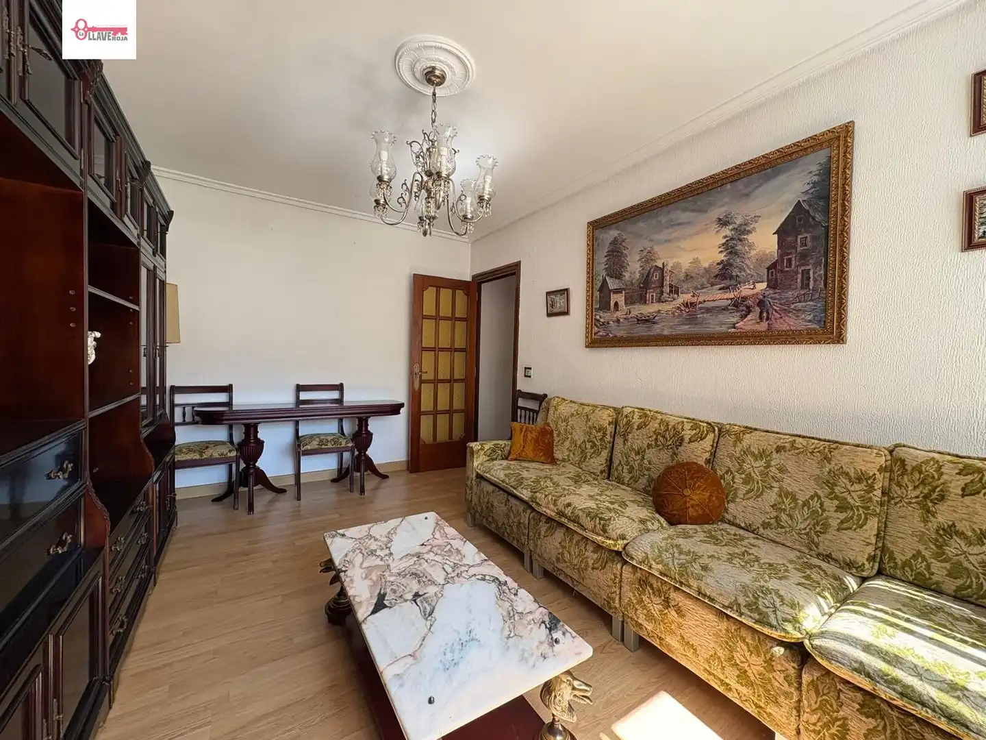Sala d'estar de Pis en venda en Burgos amb Calefacció