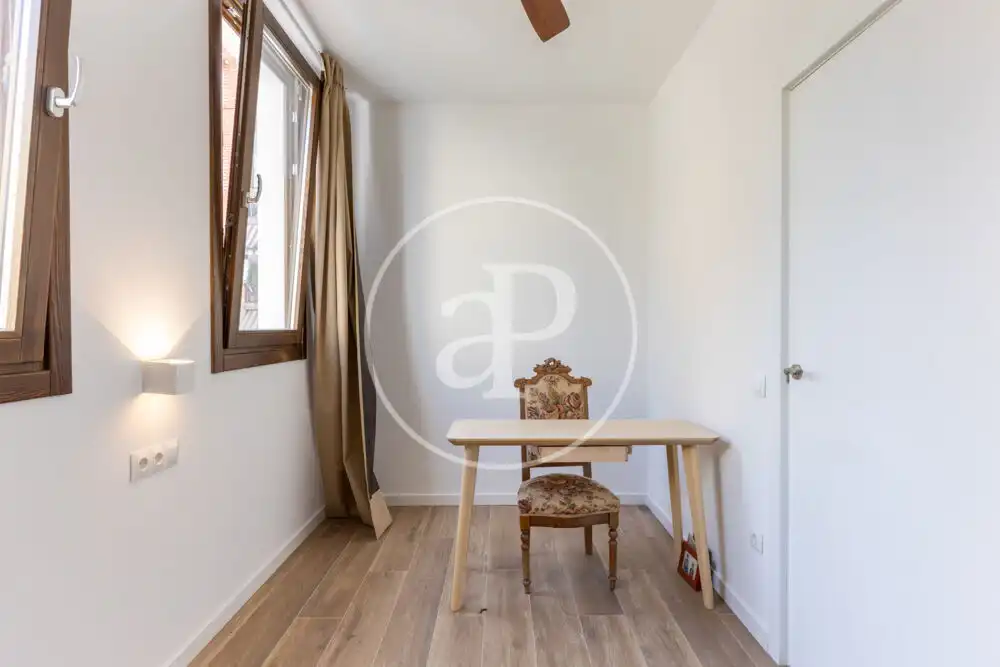 Habitación de Casa o chalet de alquiler en Valencia con Aire acondicionado, Calefacción y Terraza