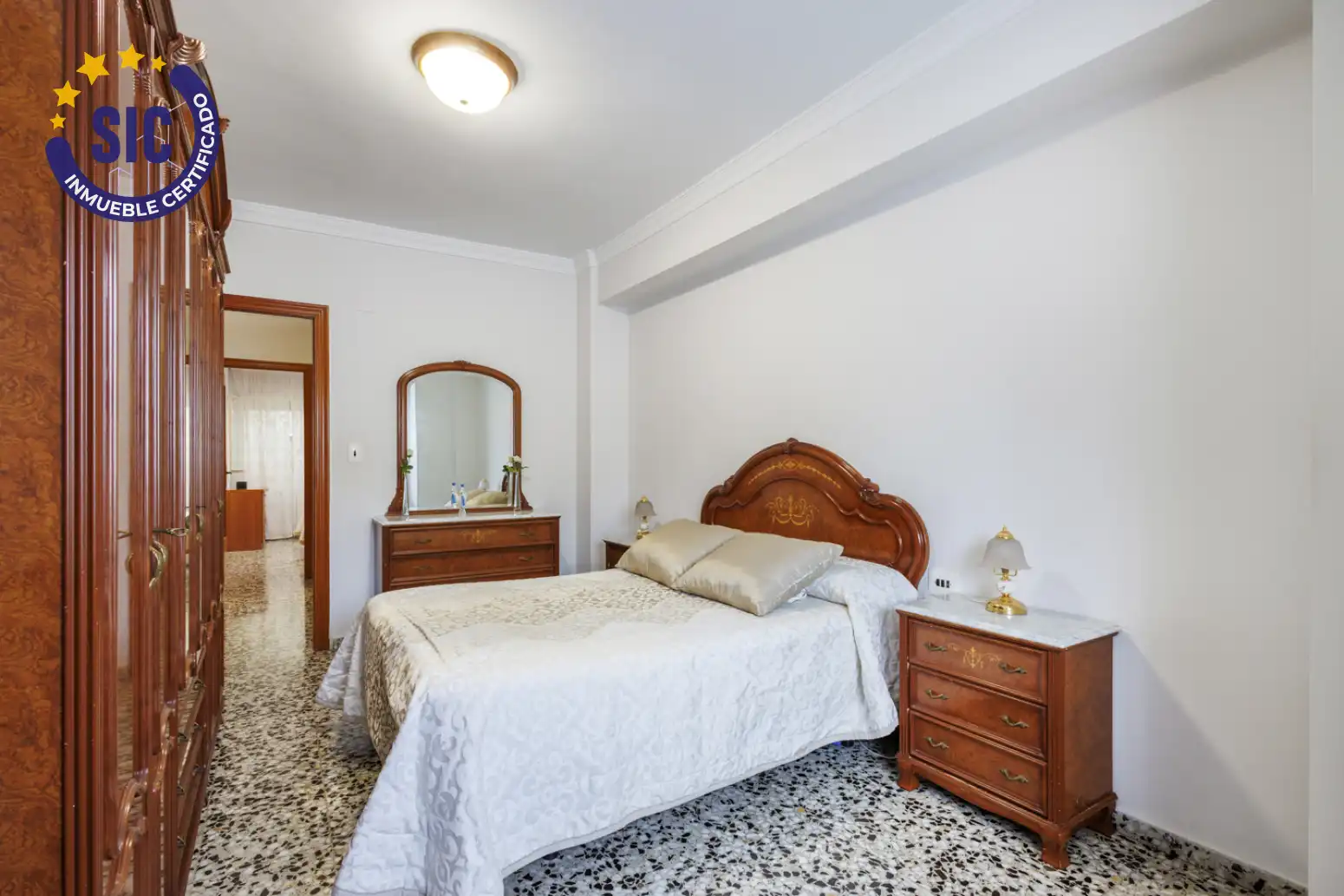 Habitación de Casa adosada en venta en Carlet con Terraza y Balcón