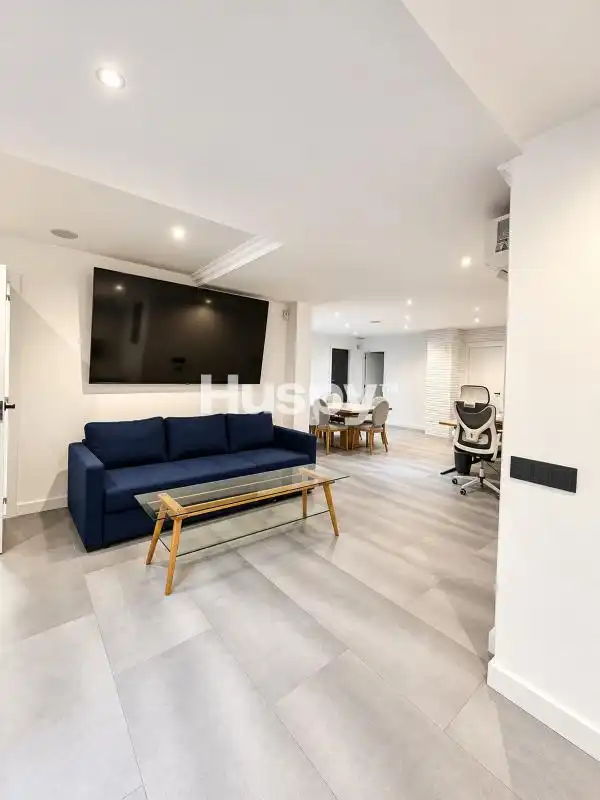 Büro zum Verkauf in Estepona, Málaga