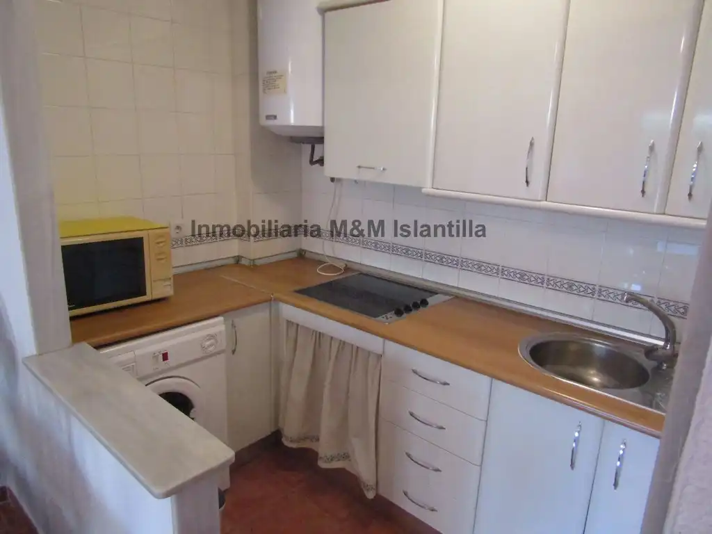 Cocina de Apartamento en venta en Islantilla con Terraza, Trastero y Amueblado