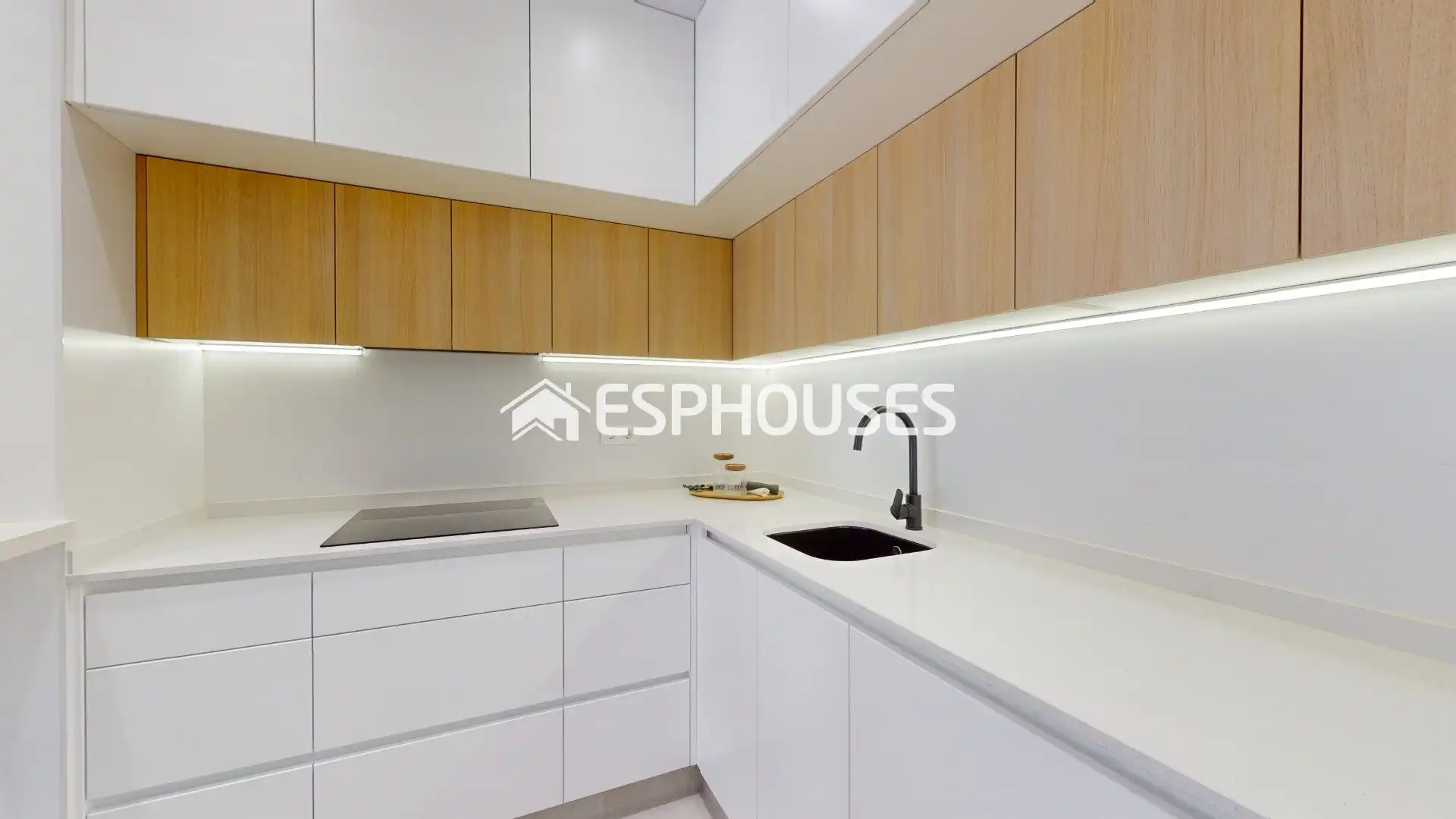 Bajo con terraza en venta en El Raso, imagen 9