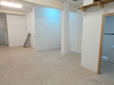 Local comercial en venta en Centre - Sant Oleguer