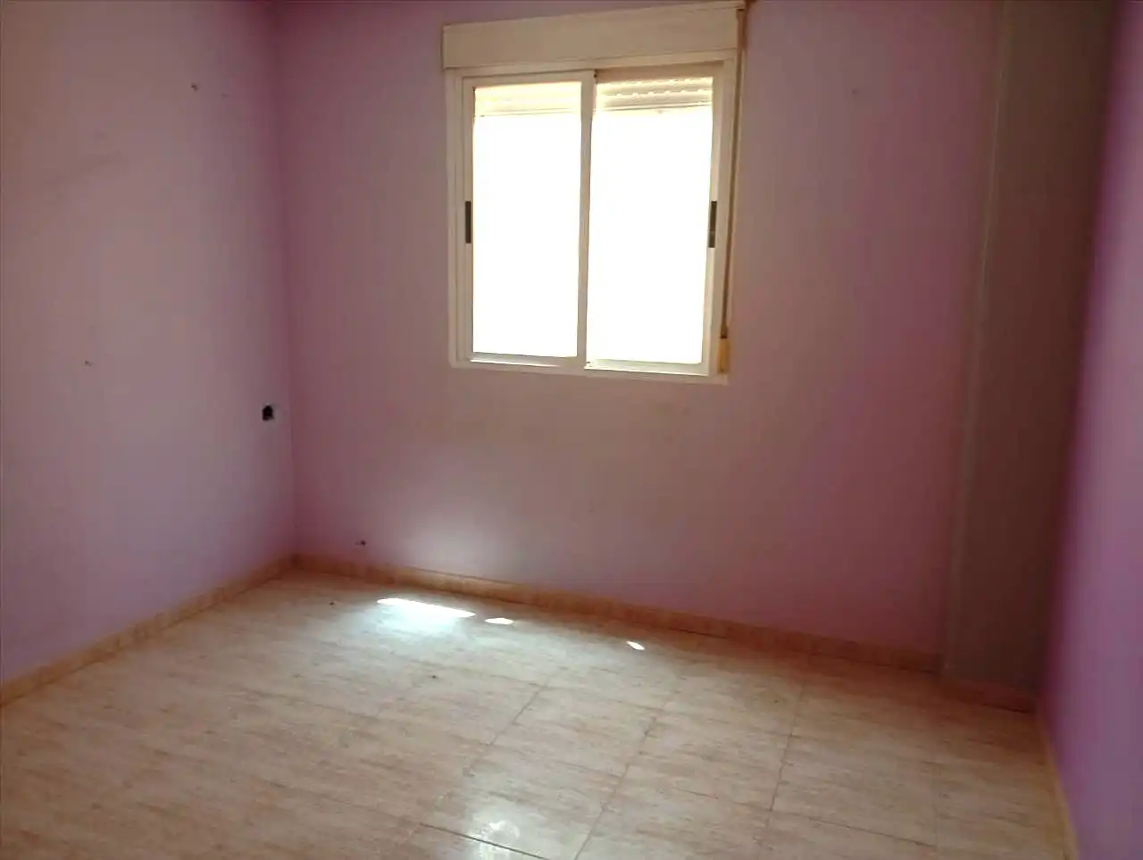 Dormitori de Apartament en venda en Adra
