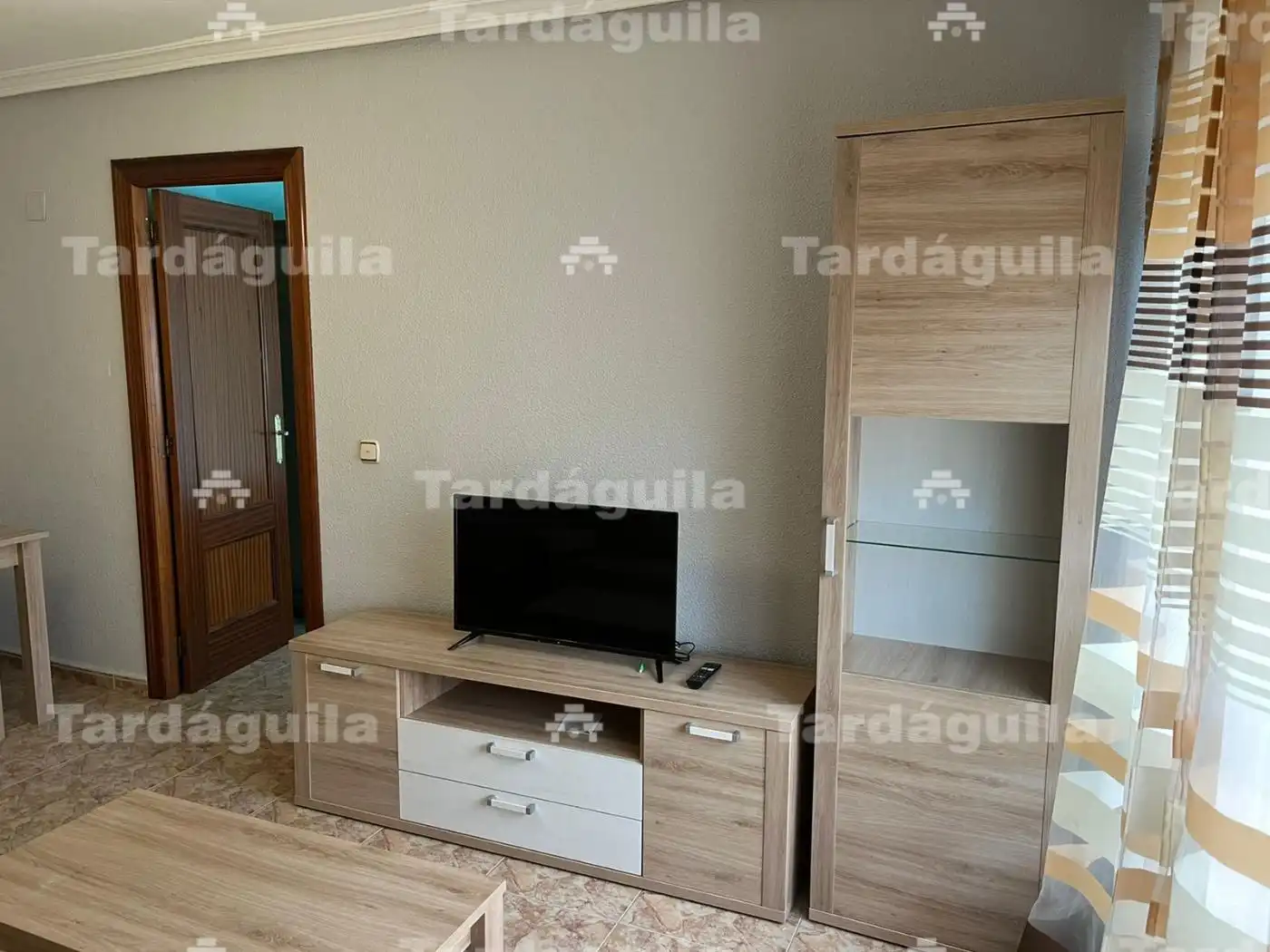 Flat for rent in Salesas