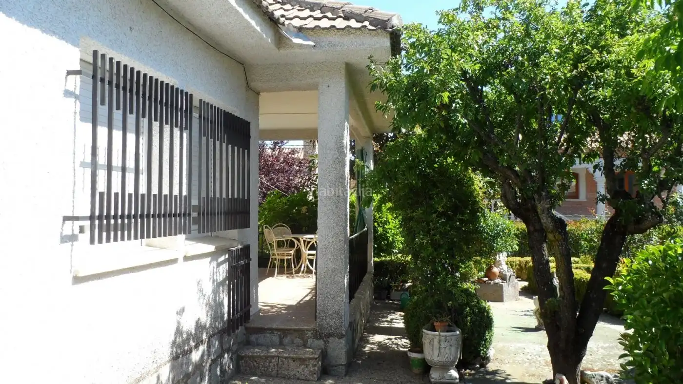 Chalet con jardín en venta en Calle Matadero 5, imagen 17