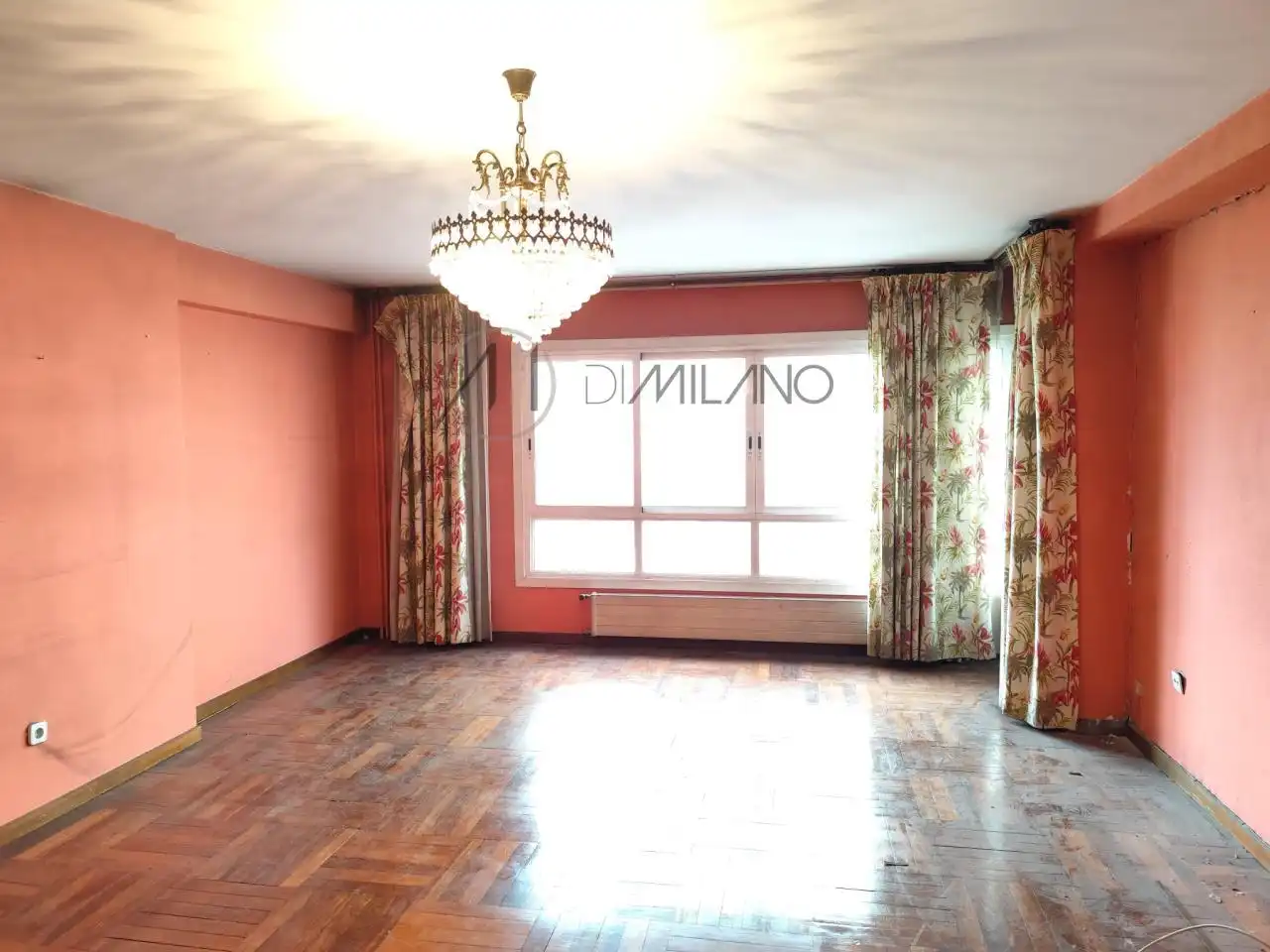 Living room of Flat for sale in Vigo   with Heating, Terrace and Storage room