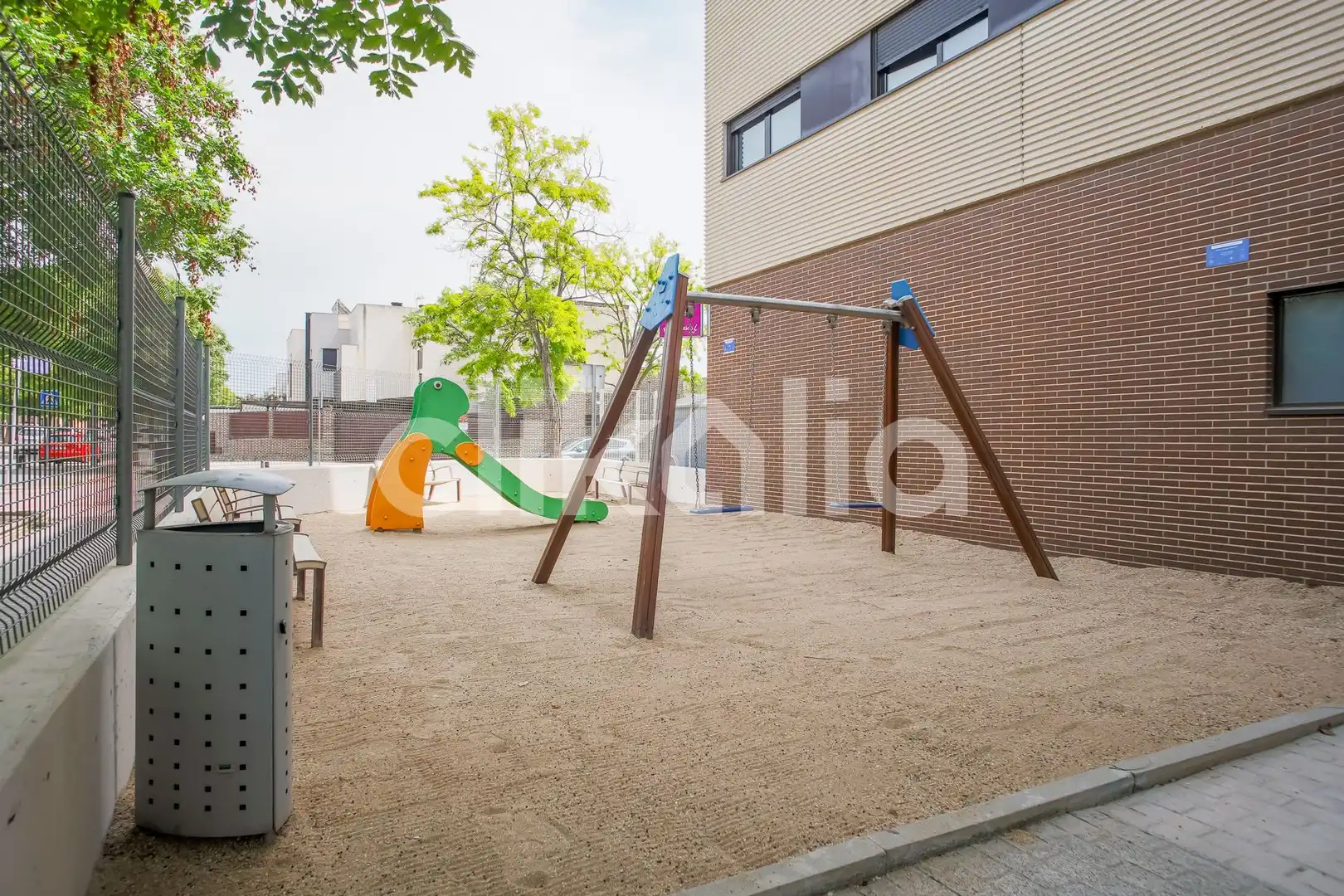 Terrassa de Pis en venda en Torrejón de Ardoz amb Calefacció, Traster i Piscina
