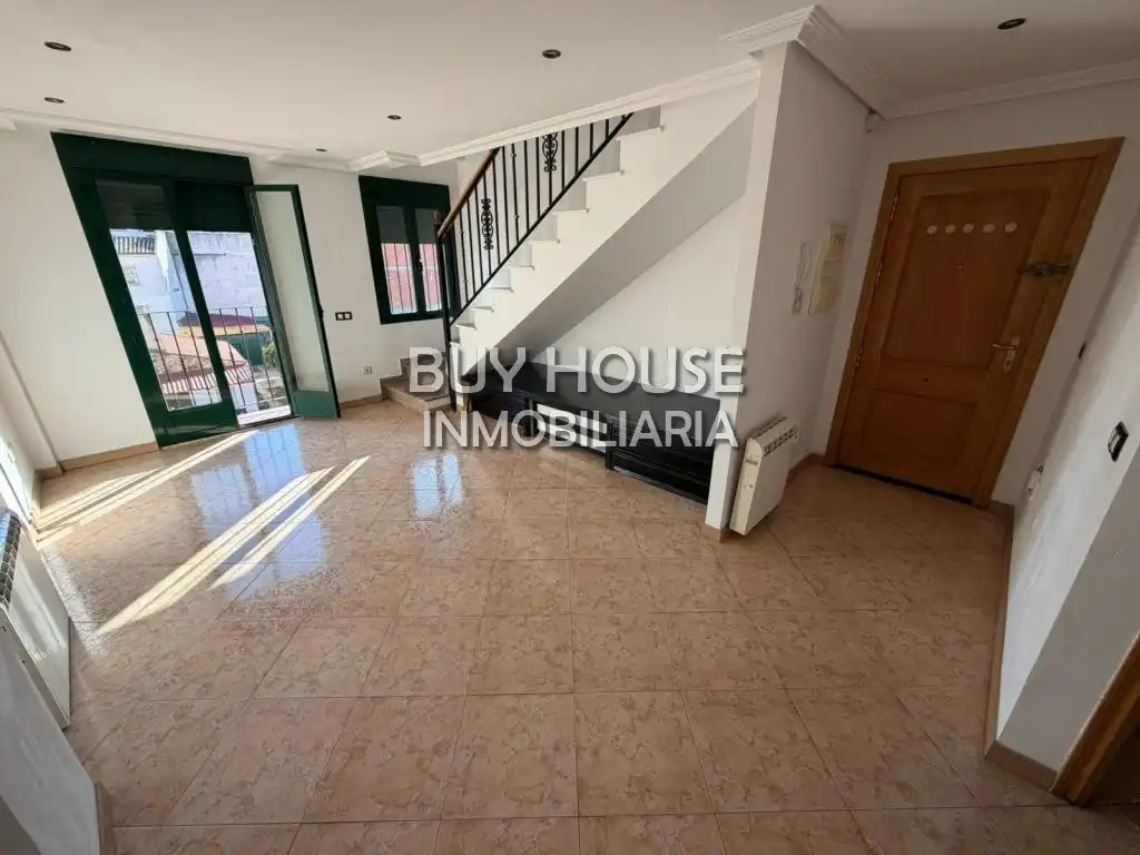 Vista exterior de Piso en venta en Illescas