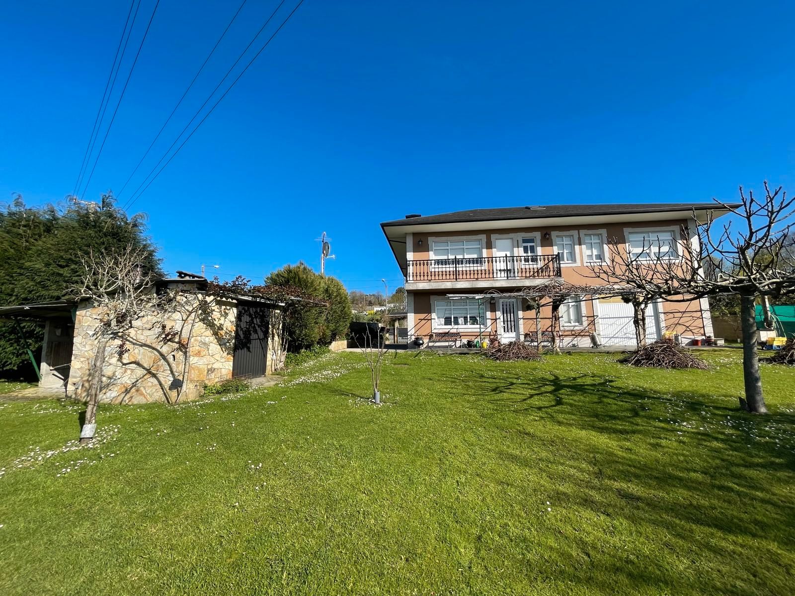 Vista exterior de Casa o chalet en venta en Fene con Balcón