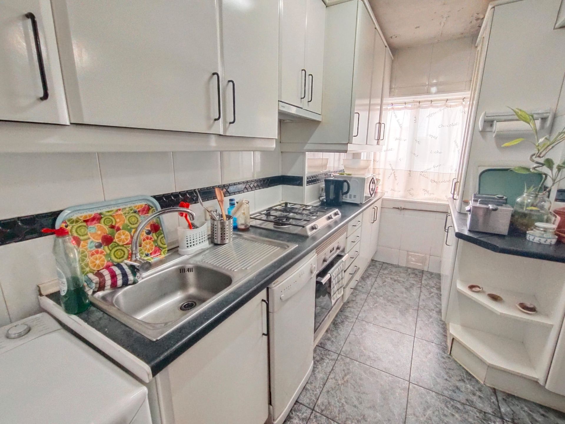 Küche von Dachboden zum verkauf in Móstoles mit Heizung, Terrasse und Abstellraum