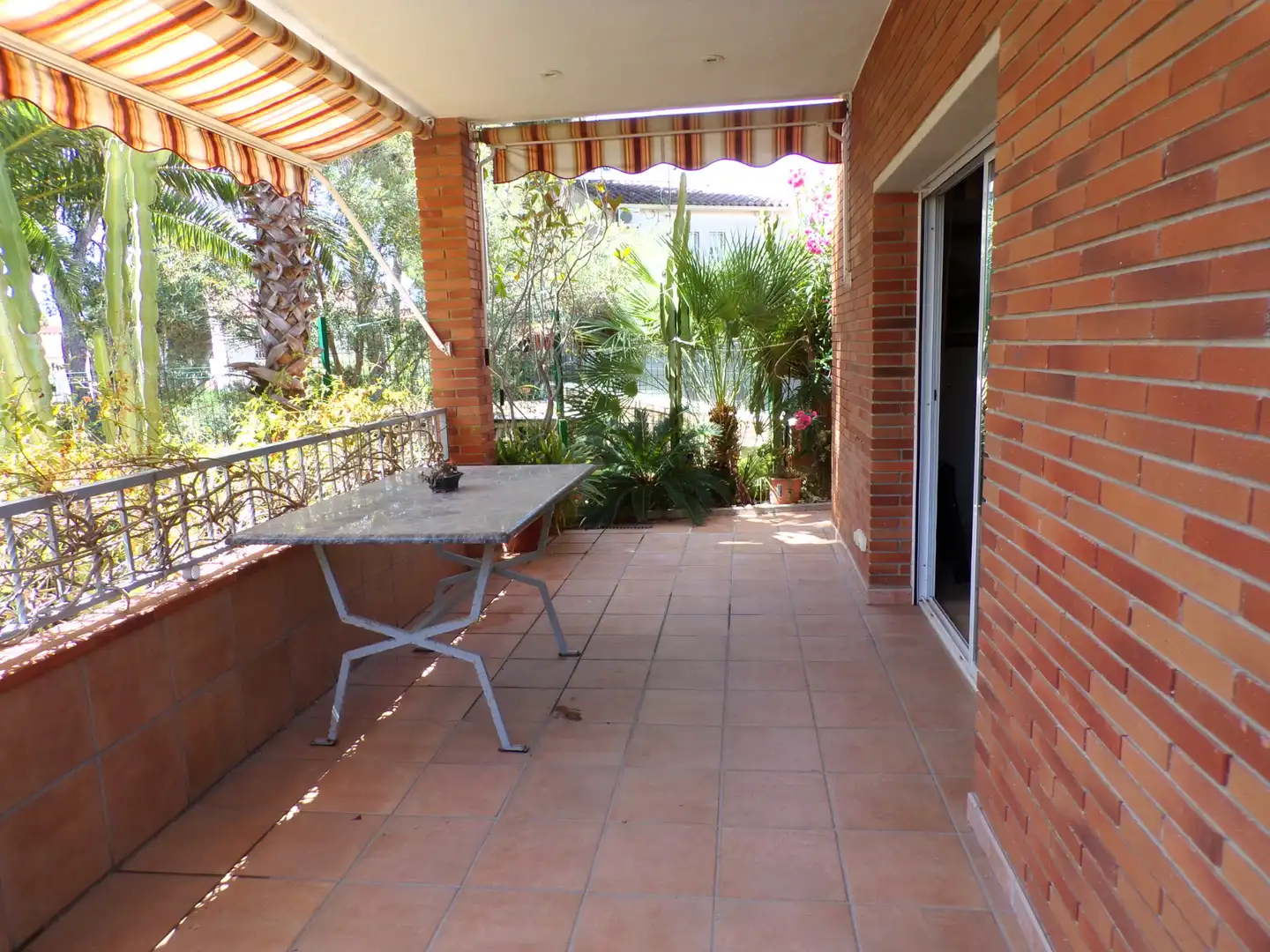 Villa mit Garten zum Verkauf in Segur de Calafell