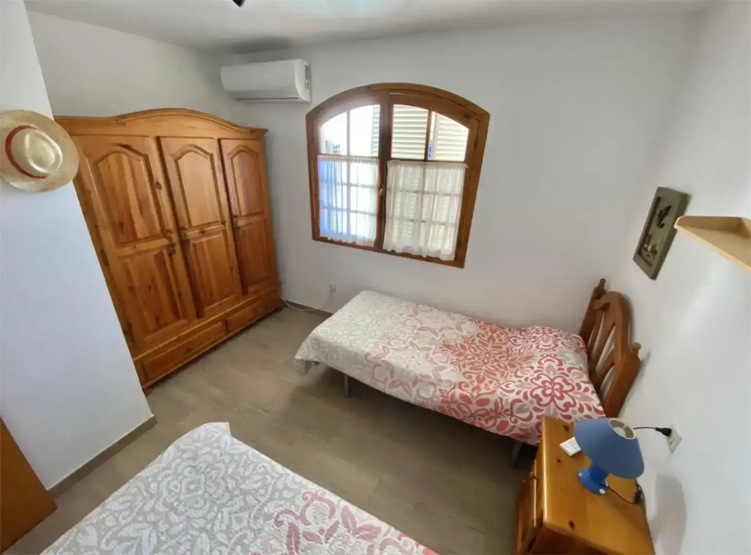 Dormitori de Casa adosada en venda en Cartagena amb Aire condicionat